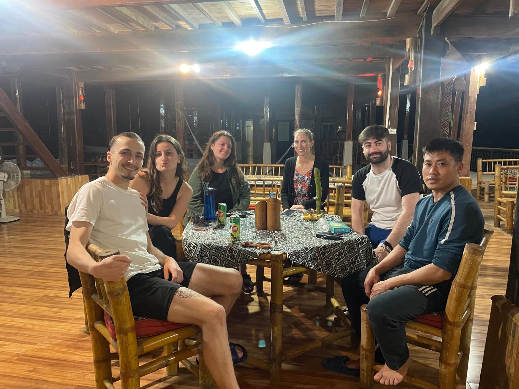 Truong Huy Homestay Mai Châu Exterior foto